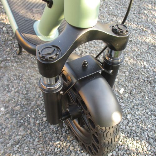 【中古車特価 超美品】 RICHBIT/リッチビット ES2 PRO レンジャーグリーン 電動キックボード★自賠責~4年分付★(特定小型原付)