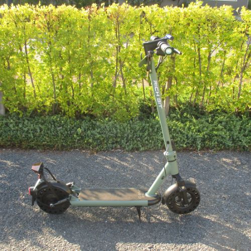【中古車特価 超美品】 RICHBIT/リッチビット ES2 PRO レンジャーグリーン 電動キックボード★自賠責~4年分付★(特定小型原付)