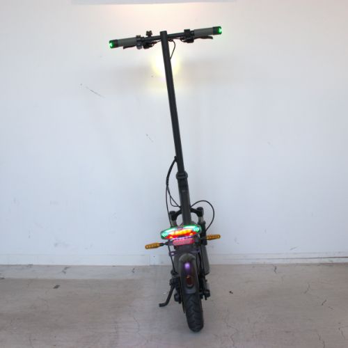 【中古車特価 美品】RICHBIT/リッチビット ES1 Pro アーバンブラック 電動キックボード 超軽量(特定小型原付)