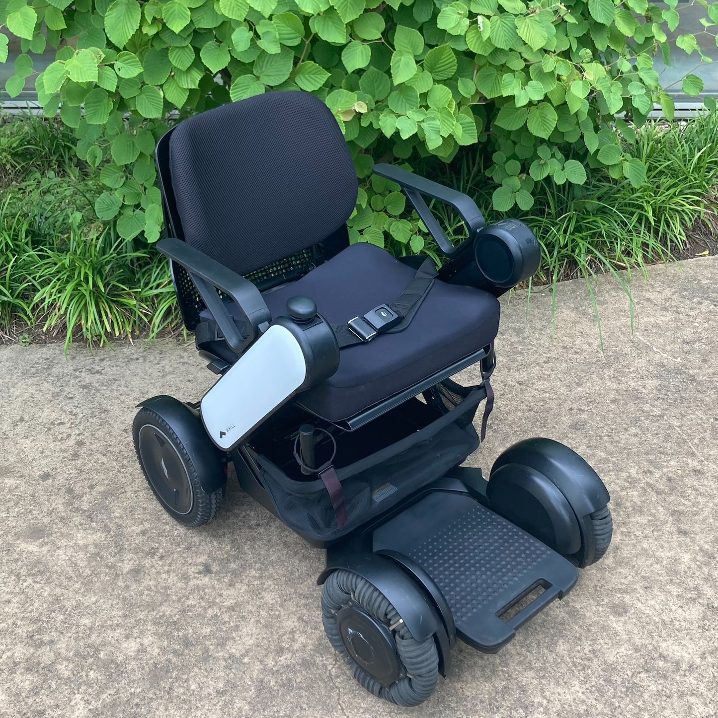 【最後1台!美品】WHILL ModelC 電動車椅子中古車 ★安全運転指導付★(非課税)