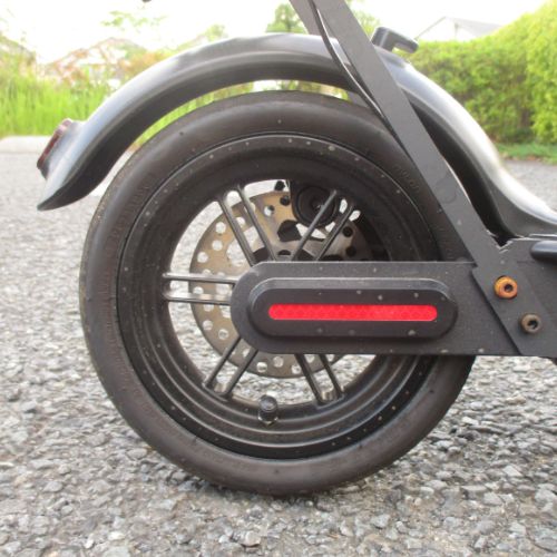 【中古車特価 美品】RICHBIT/リッチビット ES1 Pro アーバンブラック 電動キックボード 超軽量（特定小型原付）