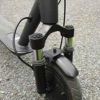 【中古車特価 美品】RICHBIT/リッチビット ES1 Pro アーバンブラック 電動キックボード 超軽量（特定小型原付）
