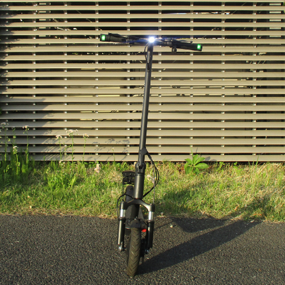【中古車特価 美品】RICHBIT/リッチビット ES1 PRO アーバンブラック（特定小型原付）