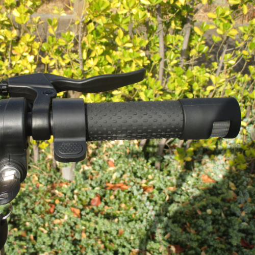 Used Vehicle Special Price: Excellent Condition RICHBIT ES2 PRO Urban Black Electric Scooter (Compulsory Liability Coverage Included) (Small Moped)