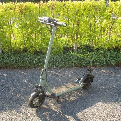【中古車特価 超美品】 RICHBIT/リッチビット ES2 PRO レンジャーグリーン 電動キックボード★自賠責～4年分付★（特定小型原付）