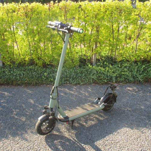 【中古車特価 超美品】 RICHBIT/リッチビット ES2 PRO レンジャーグリーン 電動キックボード★自賠責～4年分付★（特定小型原付）