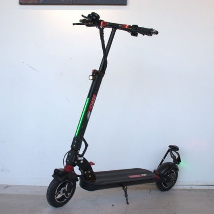 【中古車・超美品】SWALLOW/スワロー ZERO9 Lite 電動キックボード（特定小型原付）