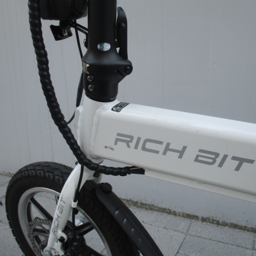 【中古車特価】RICHBIT/CITY スノーホワイト 電動バイク 折畳み可能 （特定小型原付）