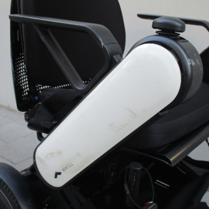 [Used Vehicle Special Price] WHILL Model C White (Electric Wheelchair)