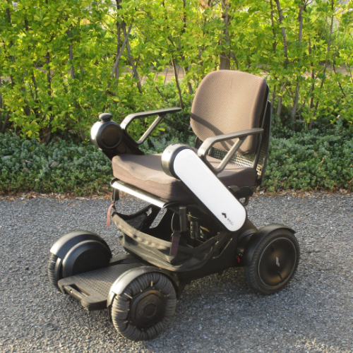 【中古車特価】 WHILL/ウィル Model C ホワイト（電動車椅子）