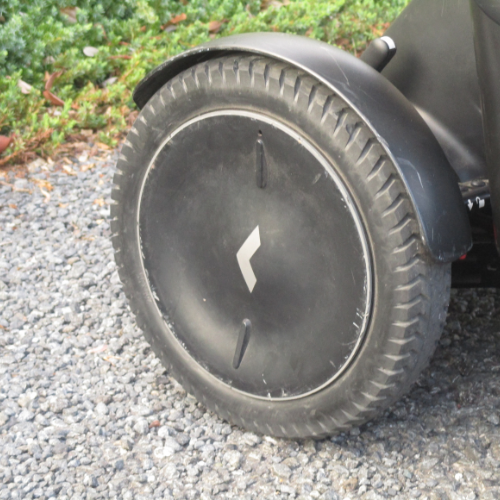 【中古車特価】 WHILL/ウィル Model C ホワイト（電動車椅子）