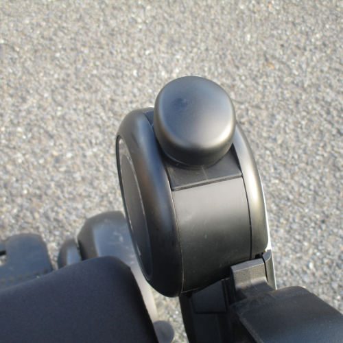 【中古車特価】 WHILL/ウィル Model C ホワイト（電動車椅子）