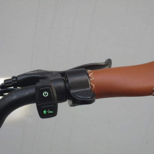 【中古車・美品】Daytona/デイトナ DK01（グリーン） 電動バイク ★自賠責～1年分付★（特定小型原付）