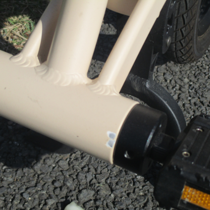 【中古車特価 美品】glafit/グラフィット NFR-01 PRO ラテベージュ（特定小型原付）