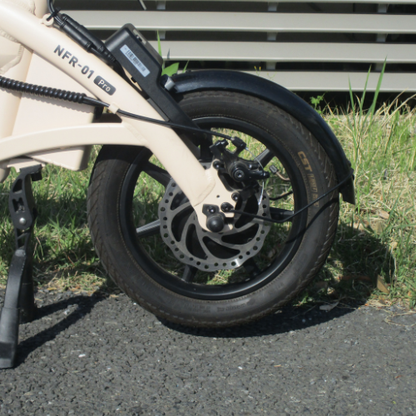 【中古車特価 美品】glafit/グラフィット NFR-01 PRO ラテベージュ（特定小型原付）