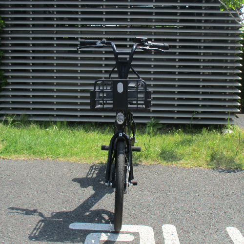 【中古車特価 美品】★店舗納車限定・オプション付★ Acalie/アカリエ EVEREST XING CITY ストレートブラック（特定小型原付）