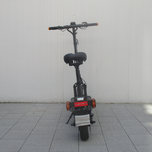 【中古車特価 超美品】★送料無料★ BLAZE/ブレイズ EV Basic ブラック 電動キックボード ★2WAYモデル★（特定小型原付）