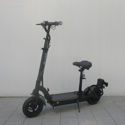 【中古車特価 美品】★送料無料★ BLAZE/ブレイズ EV Basic カーキ 電動キックボード ★2WAYモデル★（特定小型原付）