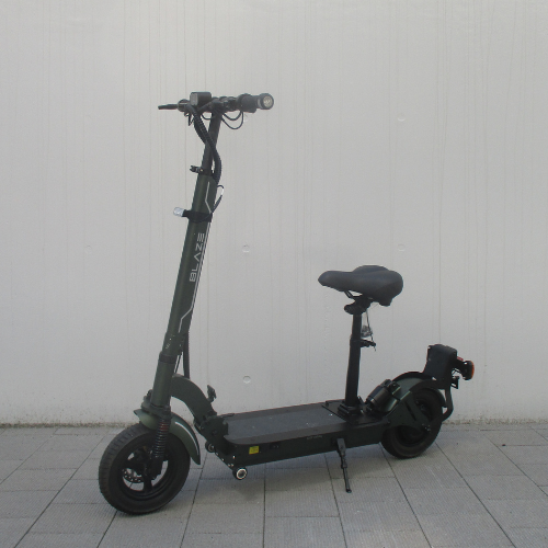 【中古車特価 美品】★送料無料★ BLAZE/ブレイズ EV Basic カーキ 電動キックボード ★2WAYモデル★（特定小型原付）
