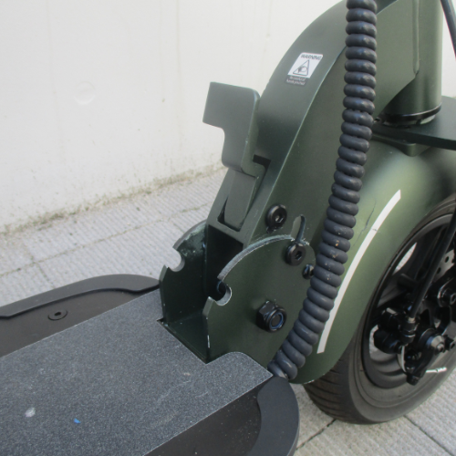 【中古車特価 美品】★送料無料★ BLAZE/ブレイズ EV Basic カーキ 電動キックボード ★2WAYモデル★（特定小型原付）