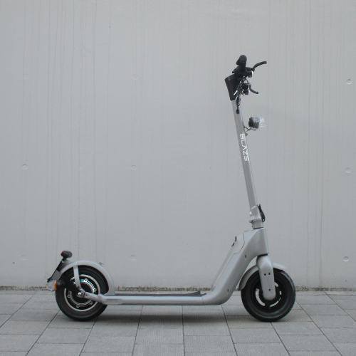 Used Vehicle Special Price: Excellent Condition: glafit NFR-01 PRO Matte Black Electric Motorcycle (Small Moped)
