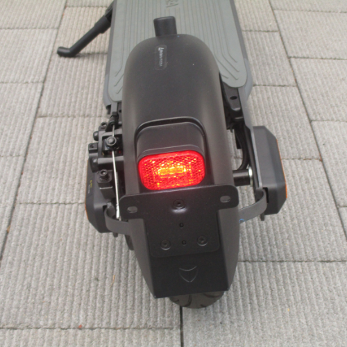 【中古車特価 超美品】YADEA/ヤデア KS6 Pro ブラック 電動キックボード ★ハイエンドモデル★（特定小型原付）