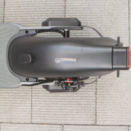 【中古車特価 超美品】YADEA/ヤデア KS6 Pro ブラック 電動キックボード ★ハイエンドモデル★（特定小型原付）