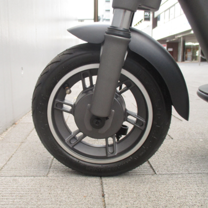 【中古車特価 超美品】YADEA/ヤデア KS6 Pro ブラック 電動キックボード ★ハイエンドモデル★（特定小型原付）