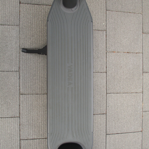 【中古車特価 超美品】YADEA/ヤデア KS6 Pro ブラック 電動キックボード ★ハイエンドモデル★（特定小型原付）