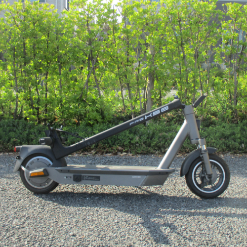 【中古車特価 超美品】YADEA/ヤデア KS6 PRO ブラック（特定小型原付）