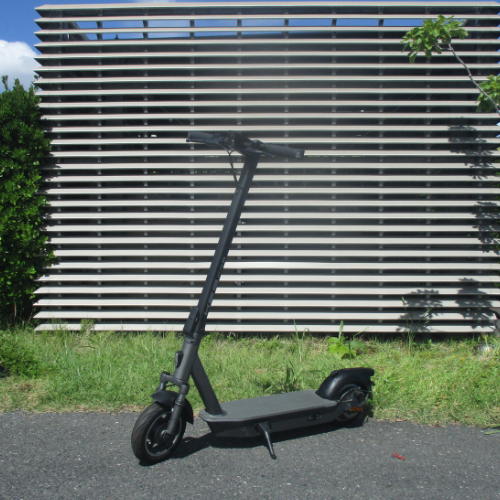 【中古車特価 美品】★送料無料★ YADEA/ヤデア KS6 PRO ブラック（特定小型原付）
