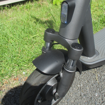 【中古車特価 美品】★送料無料★ YADEA/ヤデア KS6 PRO ブラック（特定小型原付）