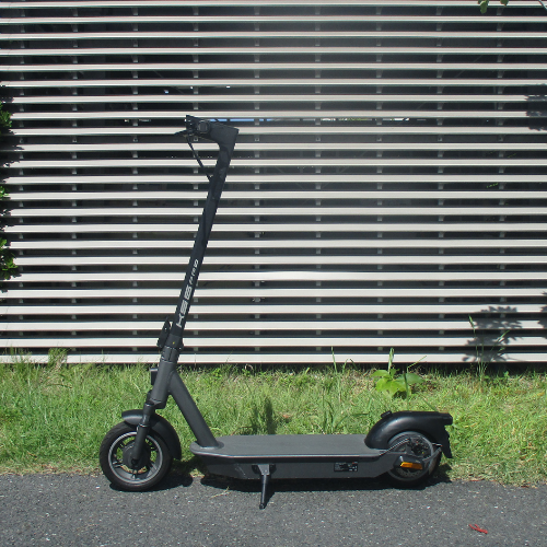 【中古車特価 美品】★送料無料★ YADEA/ヤデア KS6 PRO ブラック（特定小型原付）
